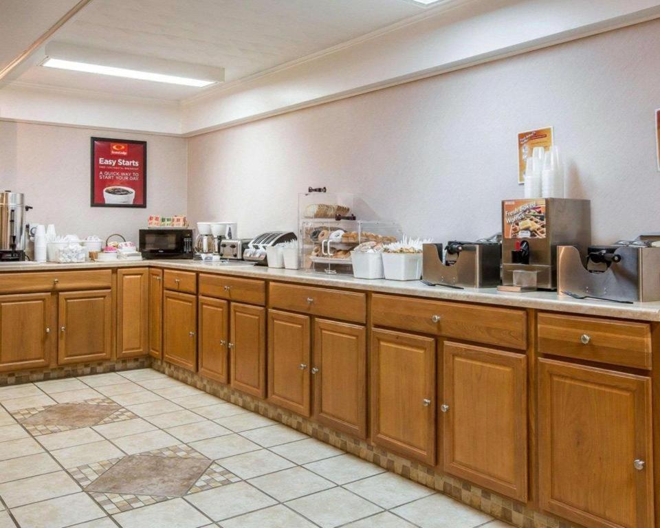 Baymont By Wyndham George Hotel 2*