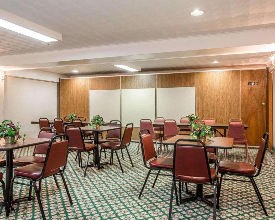 Hotel Baymont By Wyndham George 2*