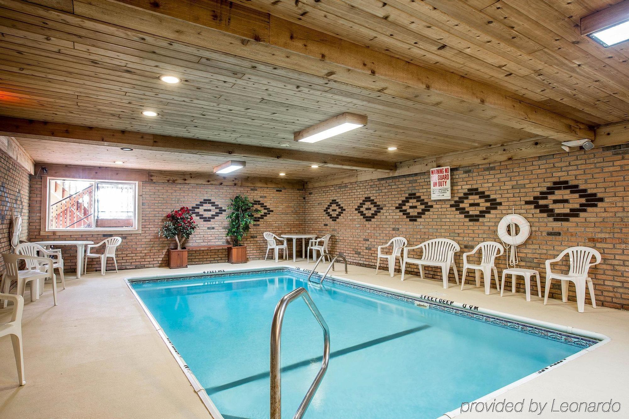 Baymont By Wyndham George Hotel 2*